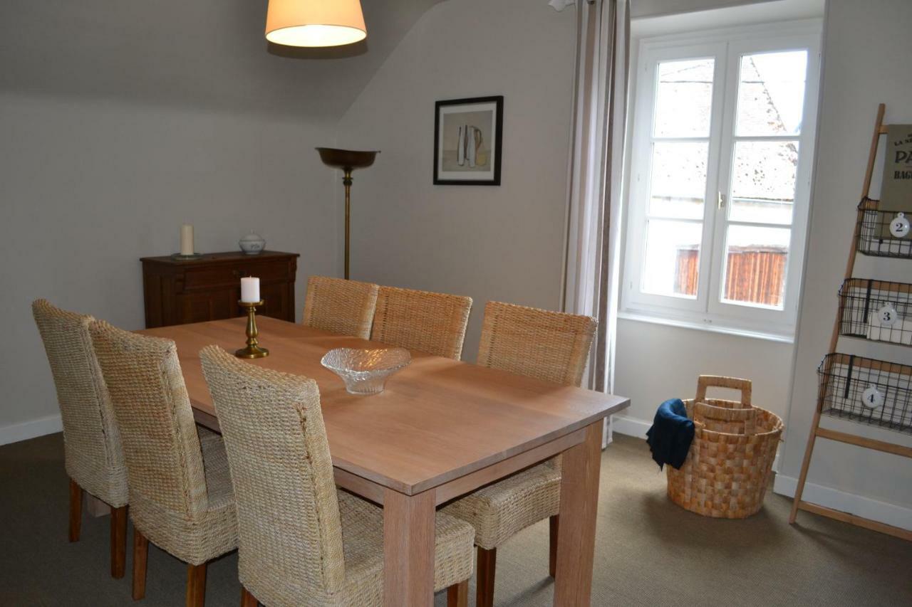 Lucenay-l'Eveque Appartement Passe Partout מראה חיצוני תמונה
